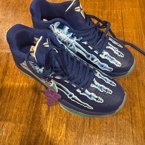 Nike Kids Blue and White Sneakers